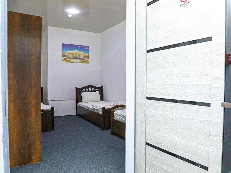 House De Moon Hostel Tasjkent Kamer foto